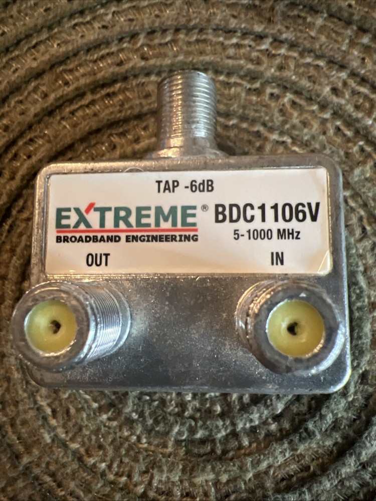 One (1) Coaxial Splitter BDC1106V