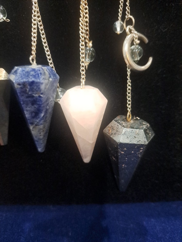 Rose Quartz dowsing crystal pendulum