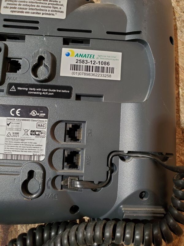 Cisco SPA525G2 5-Line IP Phone No Power Adapter