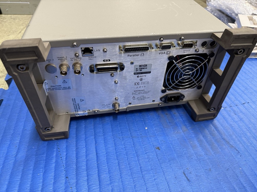 HEWLETT-PACKARD 86143A OPTICAL SPECTRUM ANALYZER