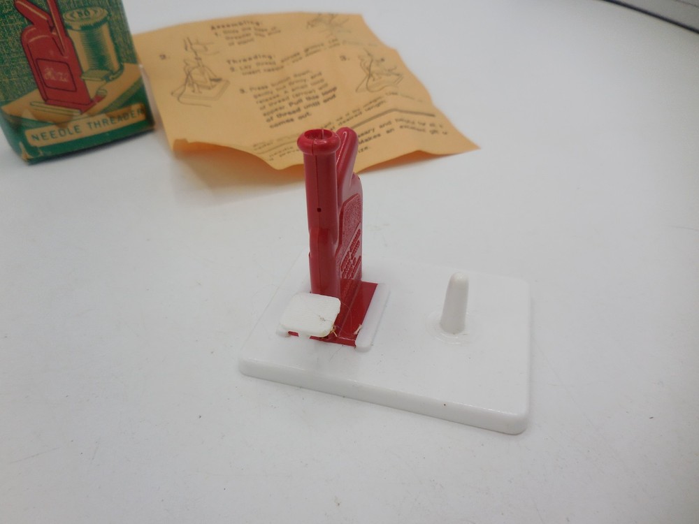 Vintage Hexe Automatic Needle Threader Western Germany Original Box