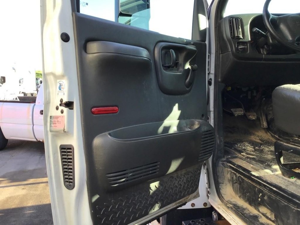 Replaces 2009 GMC C7500 CAB ,  OH
