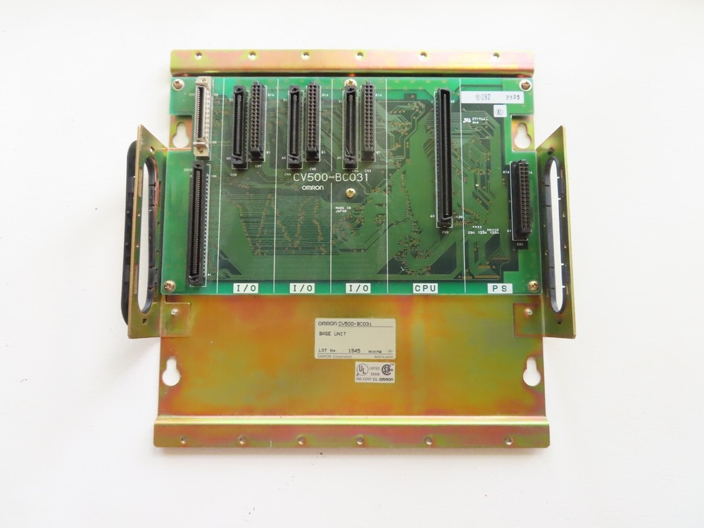 Omron CV500-BC031 Base Unit Rack Chassis