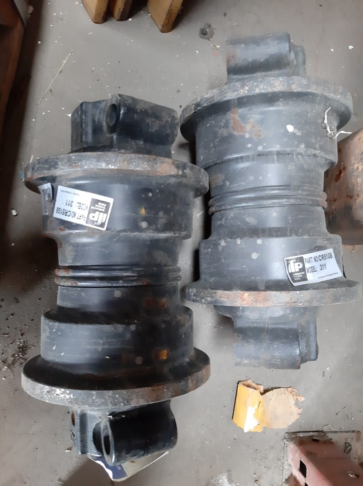 (2) SINGLE FLANGE BOTTOM ROLLER FOR CAT 311C, 314C, E110B, E120B, -OEM 1519747