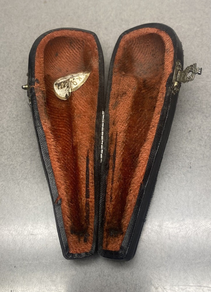Vintage Meerschaum Pipe with Original Case Paykoc