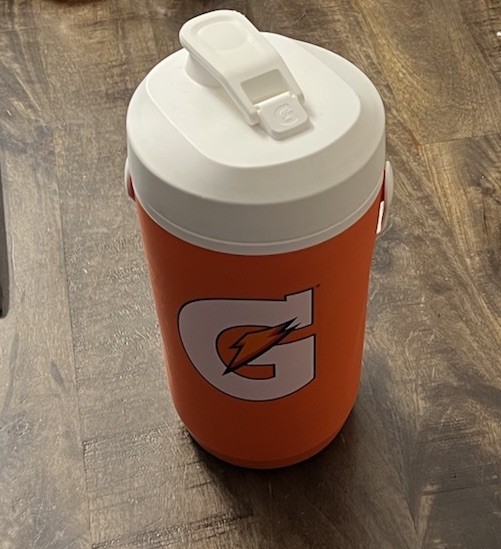 Gatorade Orange 64oz (1/2 Gallon) Cold Beverage Performance Jug/Cooler