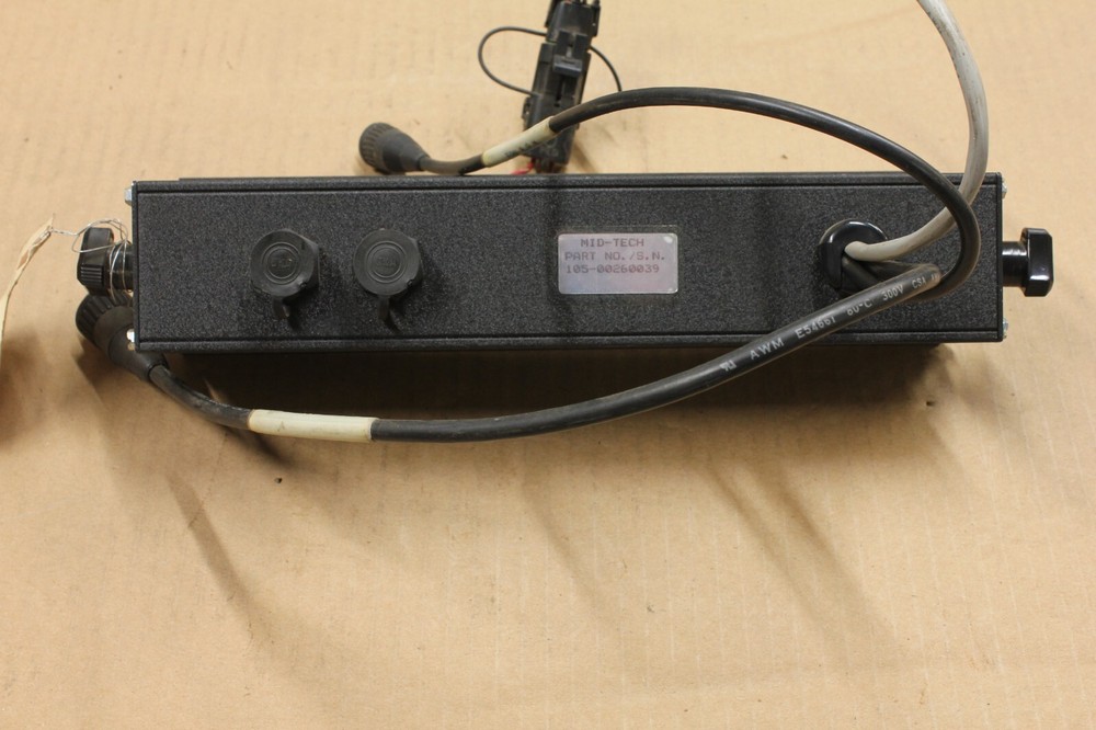 Mid-Tech 105-00260039 Control box for fertilizer/lime spreader
