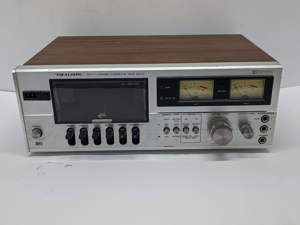REALISTIC SCT-11 CASSETTE DECK PLAYER/RECORDER AS-IS Powers on READ