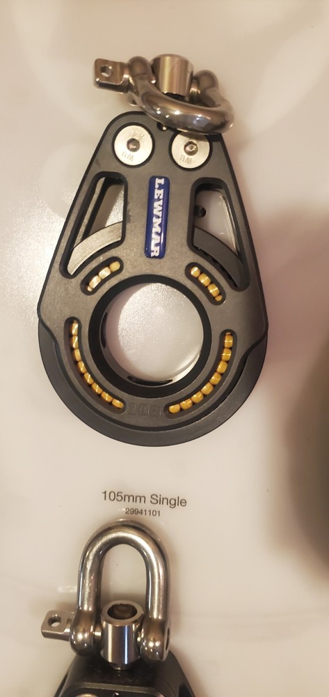Lewmar Racing 105MM Single 29941101