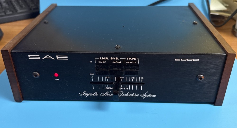 SAE 5000 Impulse Noise Reduction System Vintage Hi-Fi Audio Processor