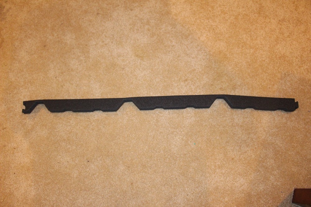 R Panel Foam Outside Closure Strips (1 Pack) 12 in Profile 3 ft Long