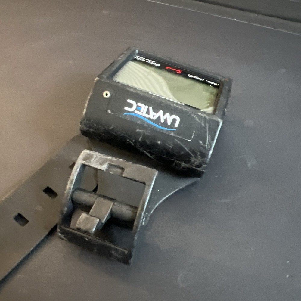 Dive Computer Uwatec Aladdin Sport BATTERY NEED REPLACEMENT