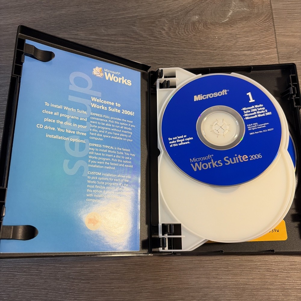 Microsoft Works Suite 2006 (CD ROM, 2005) SIX Discs