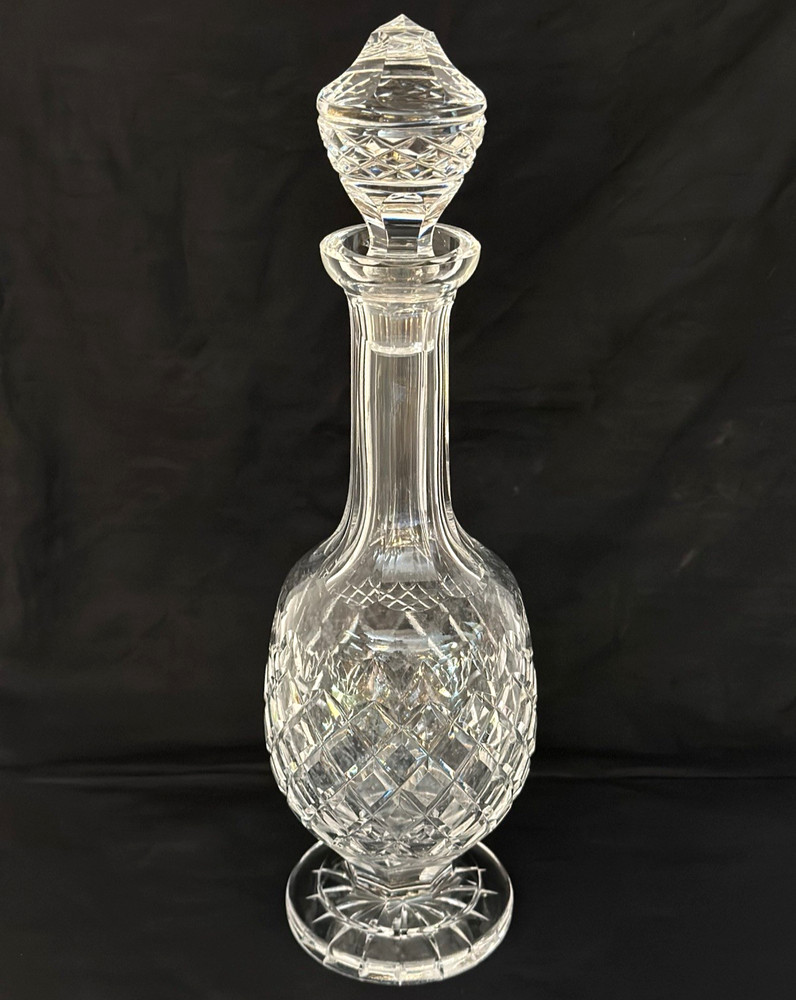 WATERFORD CRYSTAL "POWERSCOURT" DECANTER WITH STOPPER.....MINT!