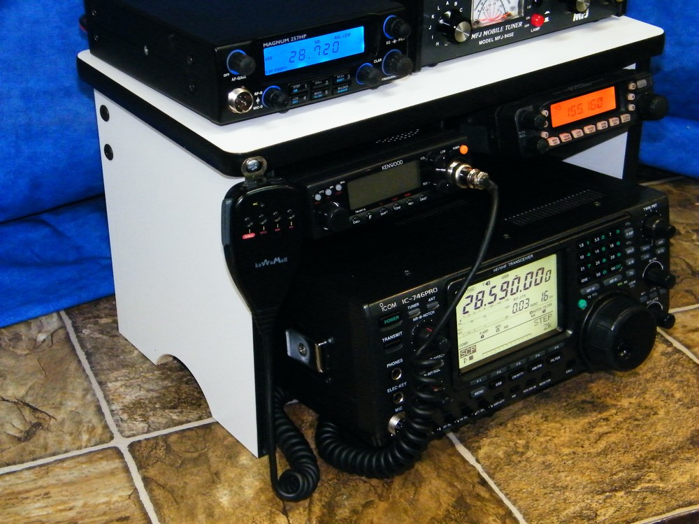 CB ... Radio... Bench Mount Rack Stack or Holder SDR