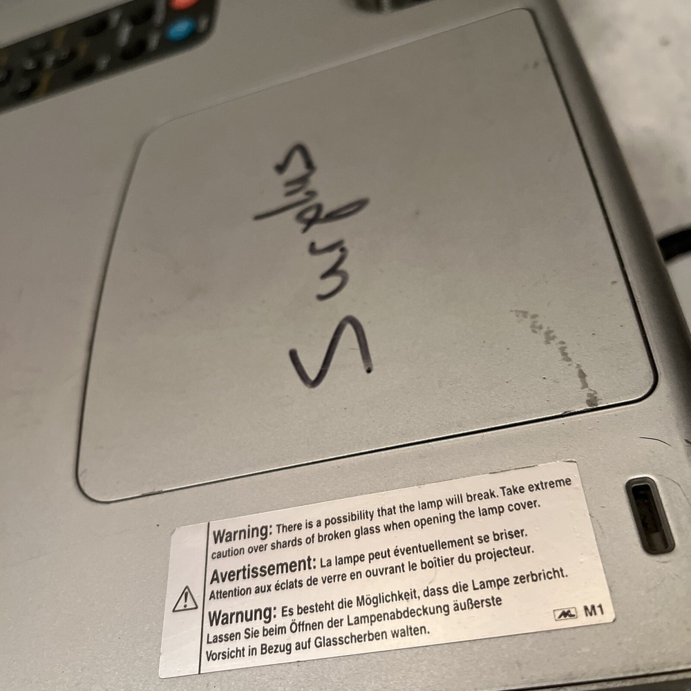 Epson EMP-811p PROJECTOR PowerLite