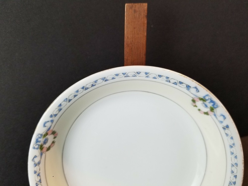 Briarcliff by Noritake 5 3/8" Fruit/Dessert Bowls. 1 Pc.