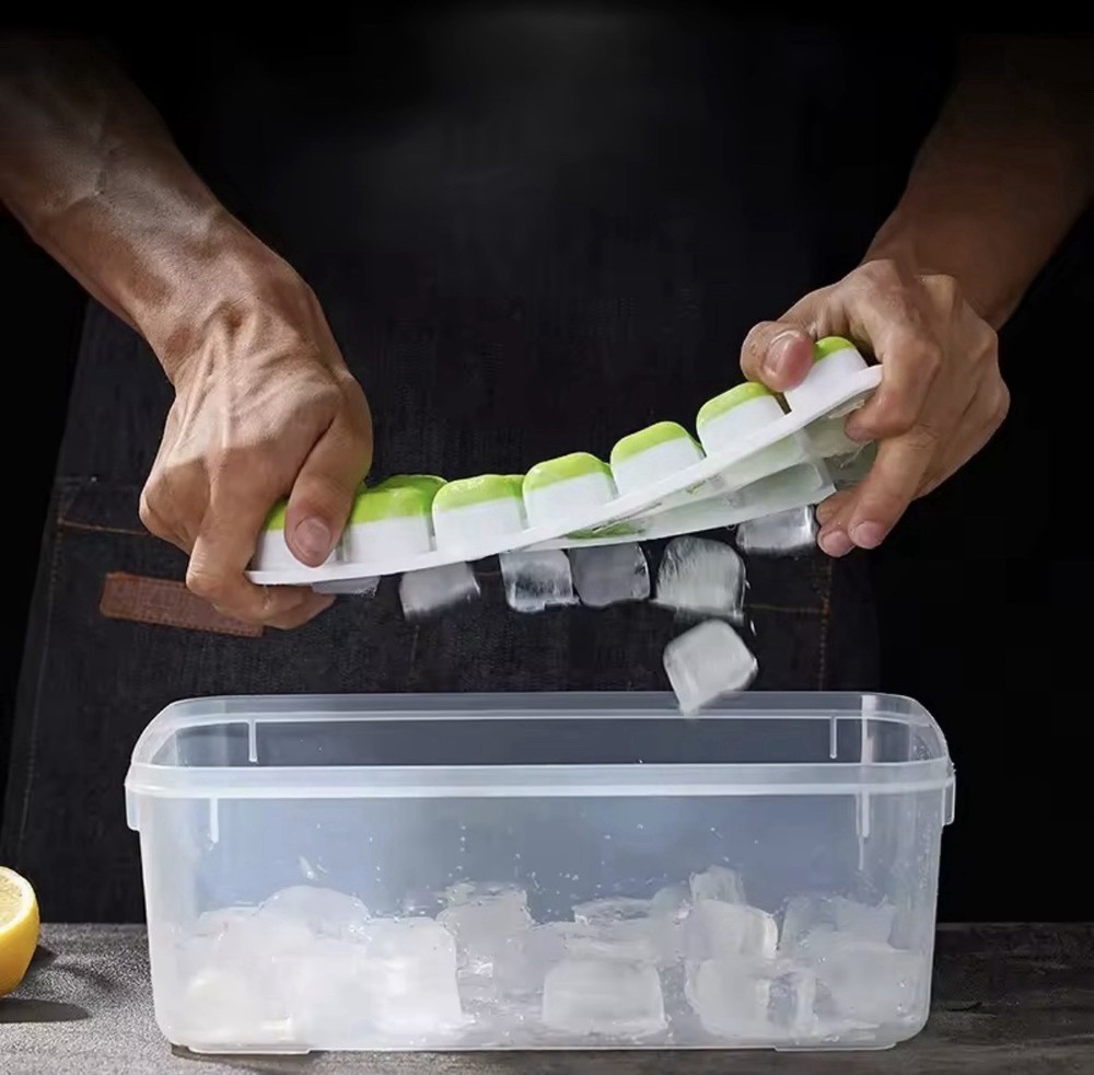Ice Cube Tray, 4 Pack Silicone Ice Tray, 14 Ice Cube Molds with Lids, Stackable