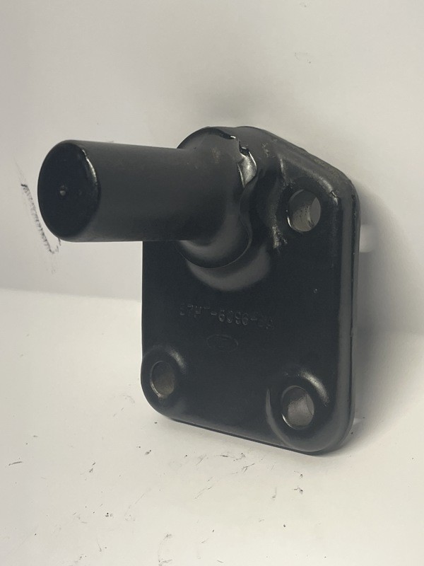 Ford 7.8L Engine Mount E7HT6096BA (548-13414)