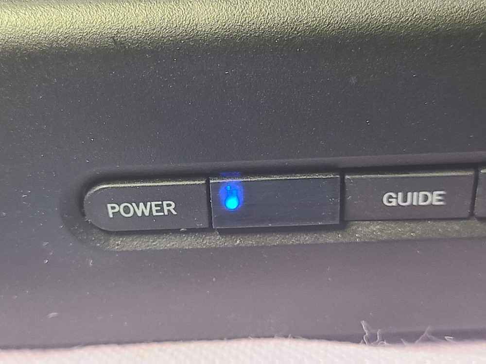 DirecTV D12-100 Satellite Receiver Cable Box (untested with direct card)