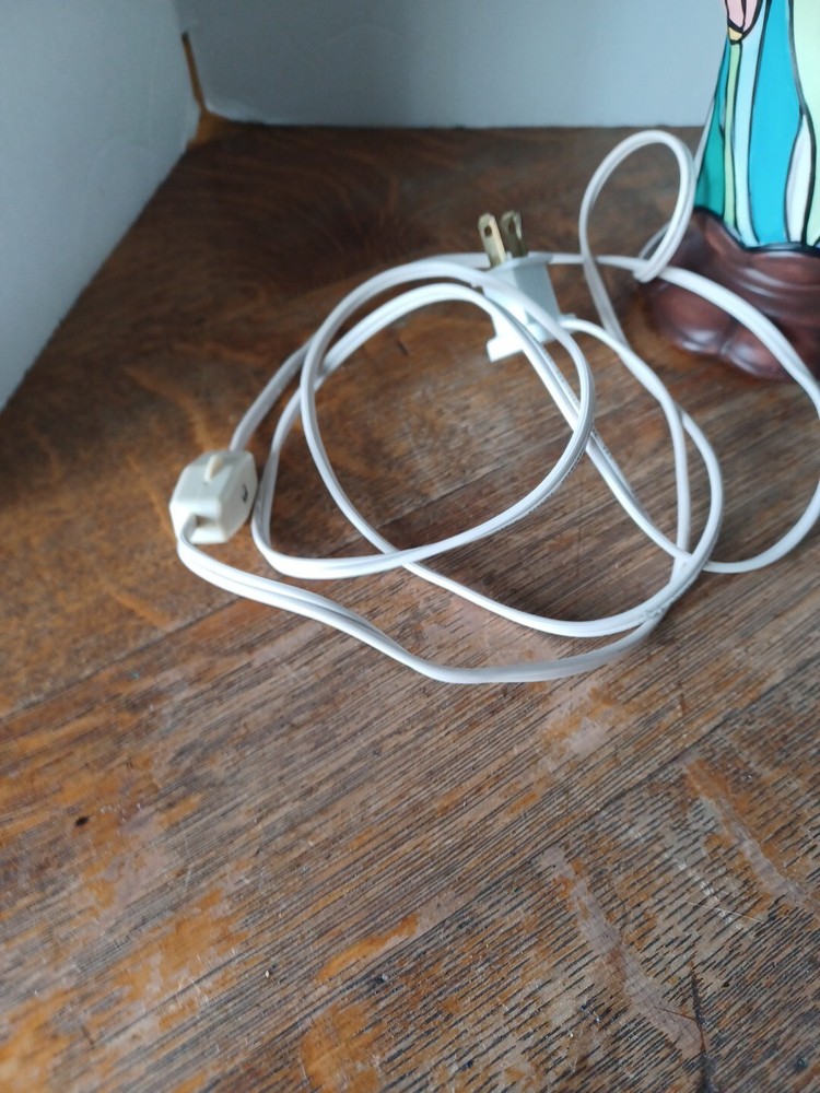 6" Tabletop Fluted Lamp,Accent Lighting, Ceramic