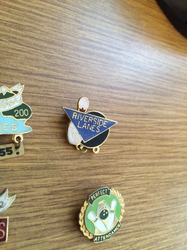 Bowing Pins backs Riverside Lanes