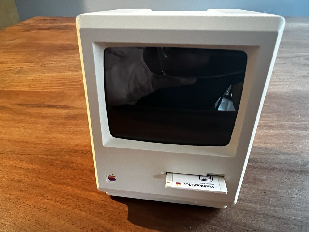 Miniature Mac / Macintosh Plus - Fully Functional Maclock Conversion
