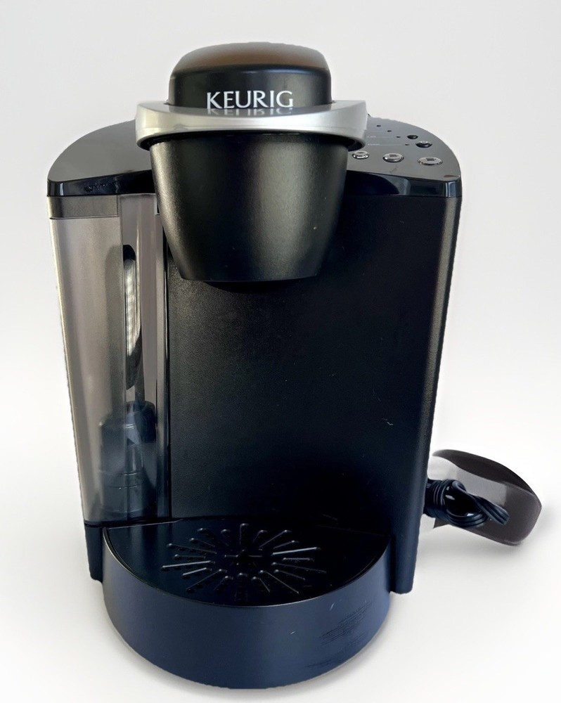 Keurig K-Classic Black  Single Cup Brewing System Coffee Maker K40