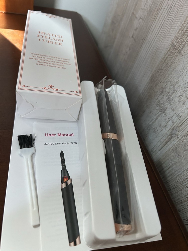 Daust2Oasis Heated Eyelash Curler