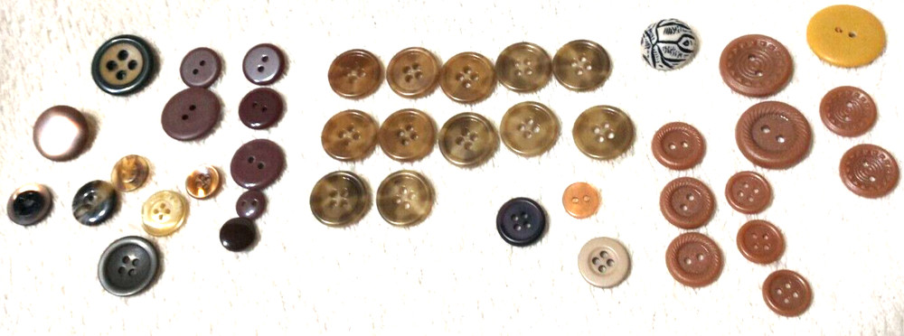 Buttons 40 Tan & Brown, Light Brown Assorted Shapes and Sizes BA1
