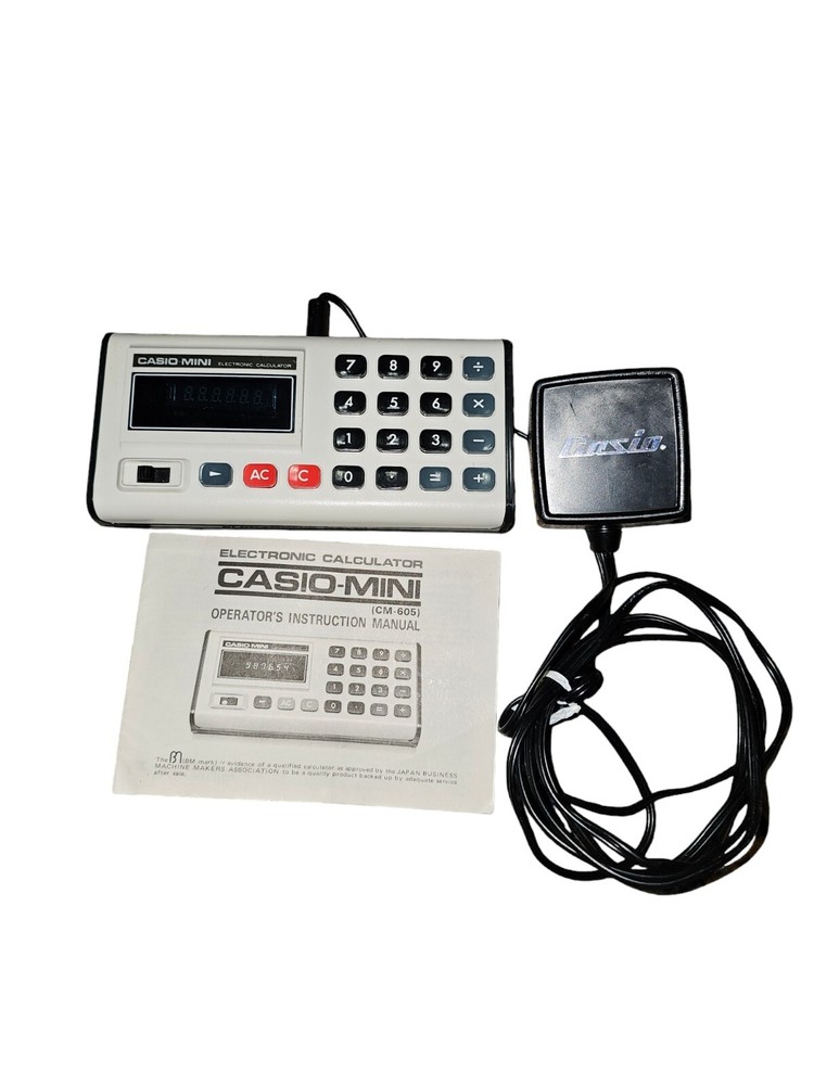 Vintage Casio Mini Calculator CM-605 Japan Tested/Working