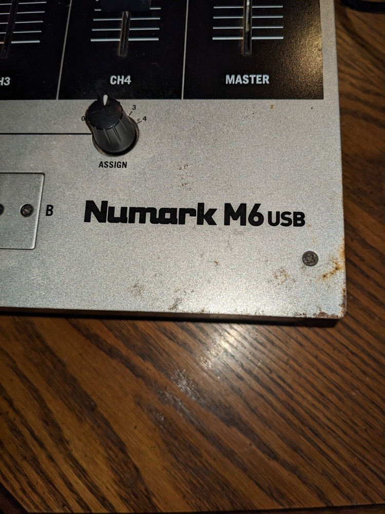 Numark M6 USB 4 Channel DJ Mixer Black/Silver