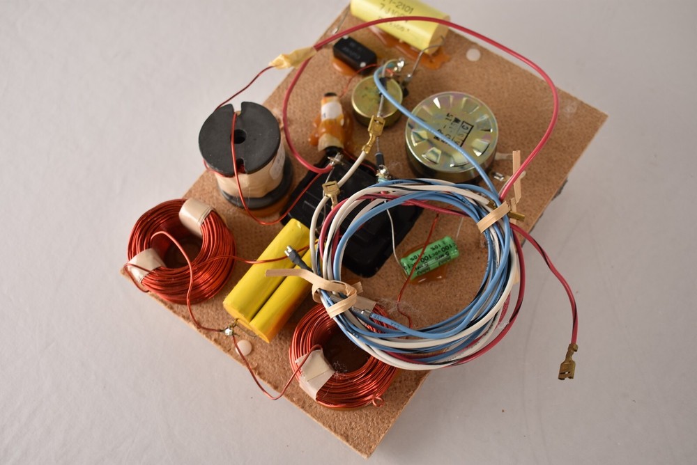 Single Vintage Infinity RS6b Crossover Binding Post -READ-