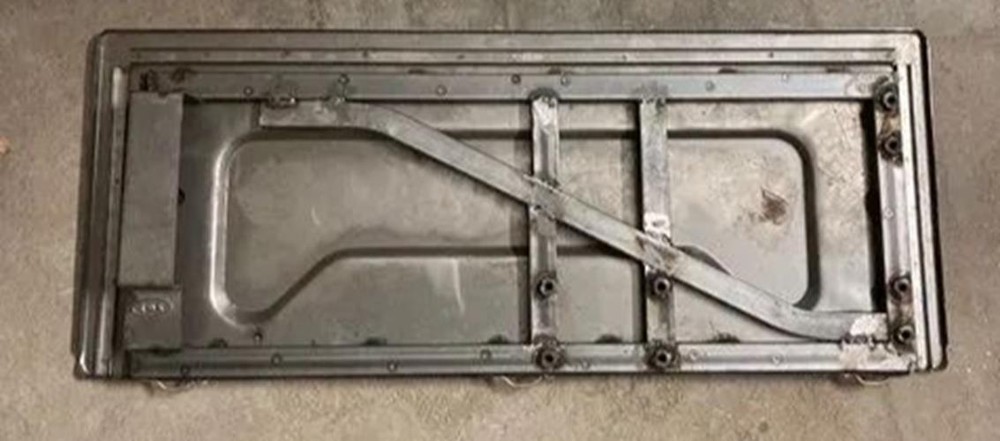 Mahindra Roxer Tailgate -Primed/ Raw Steel/painted