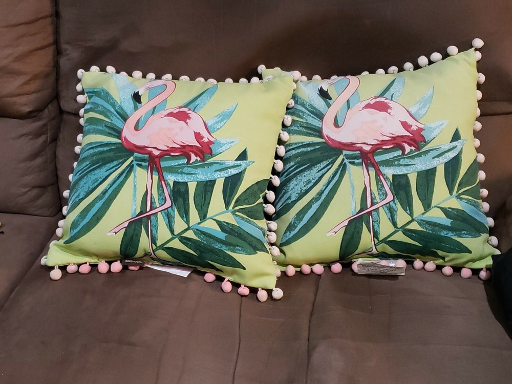 Swan Pillows