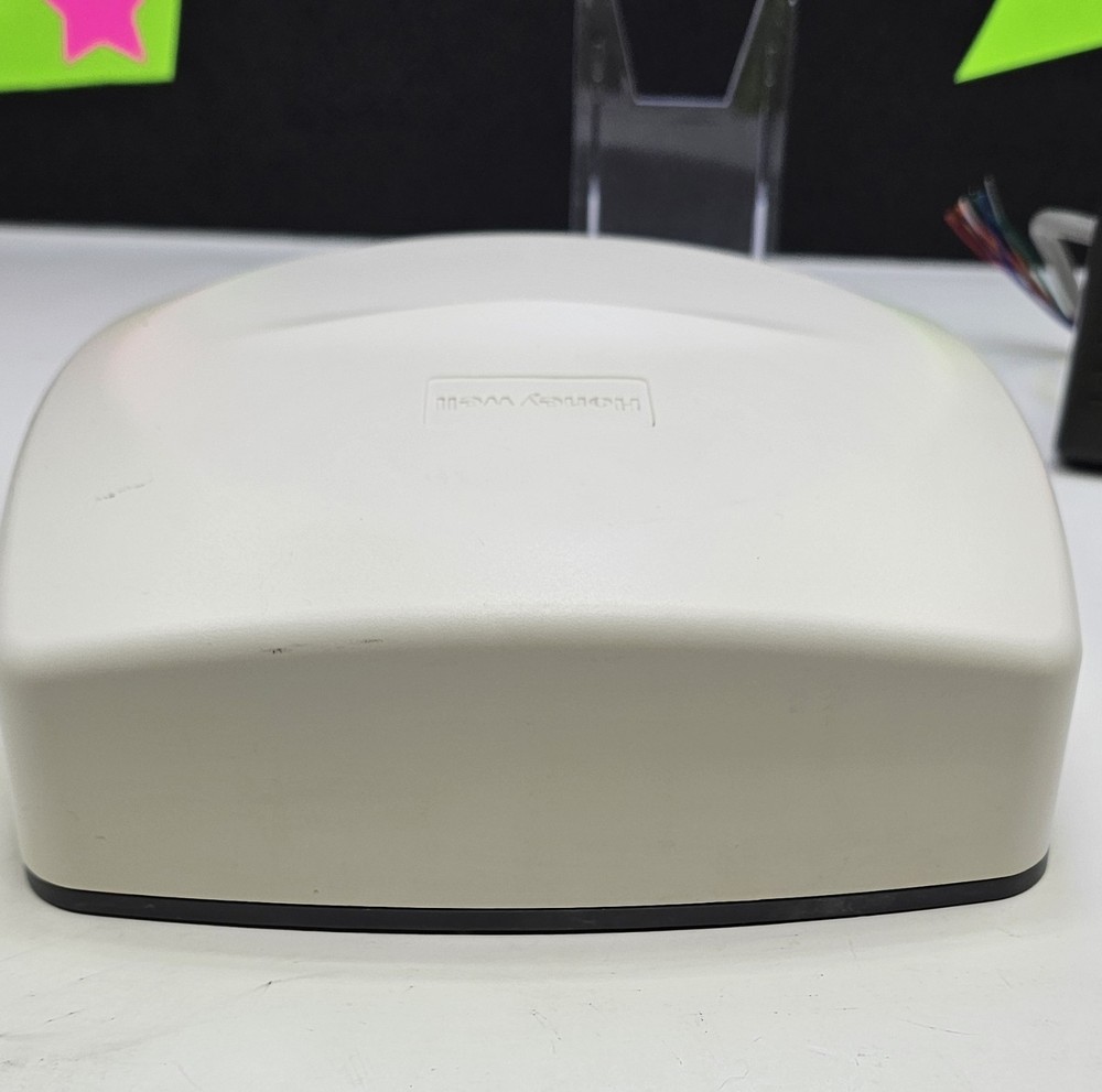 Honeywell NetAXS-123 Access Control With Prox Reader READ DESCRIPTION!