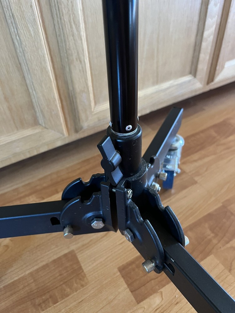 Ambitful Mobile Light Stand Folding Bracket