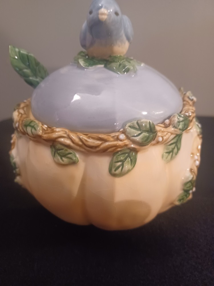 Beutiful Ceramic Sugar Bowl