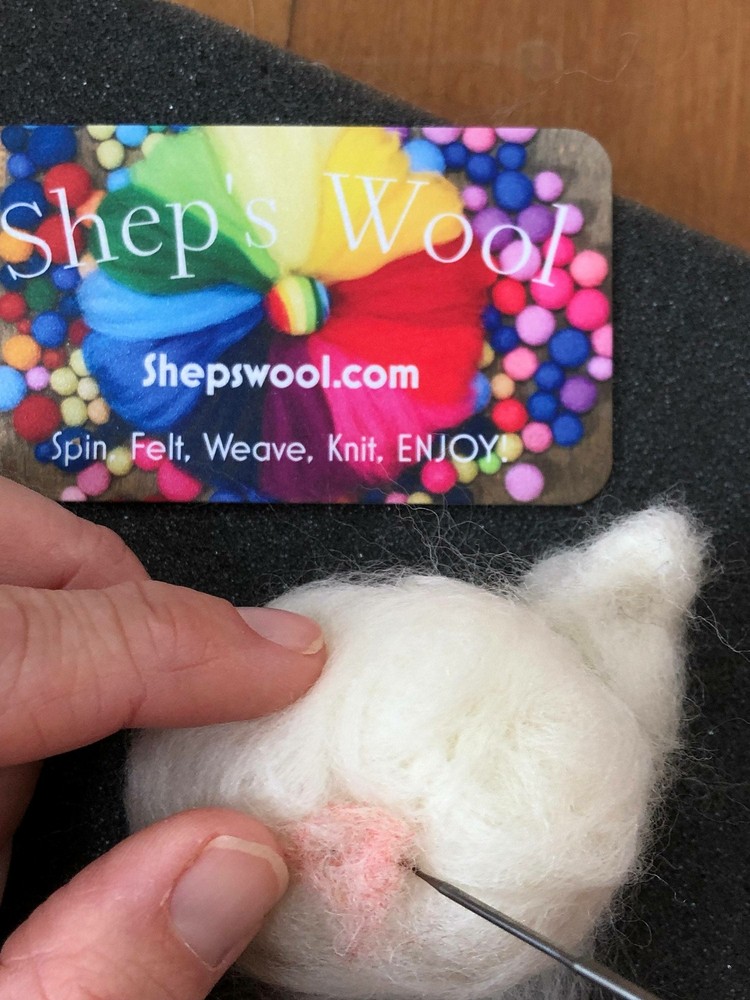 1lb Wool Roving, Soft Clean Easy Draft Wool to Spin or Felt, Core Wool