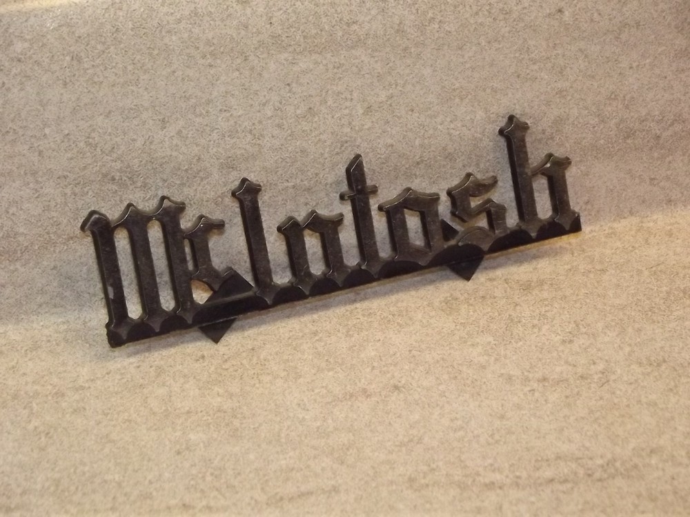 Mcintosh Badge / Logo Part
