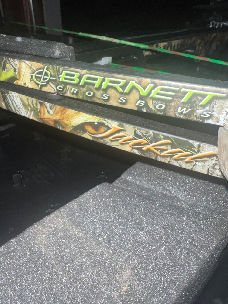 Barnett Jackal Crossbow