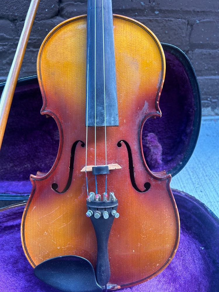 4/4 Violin Unknown Maker With Case