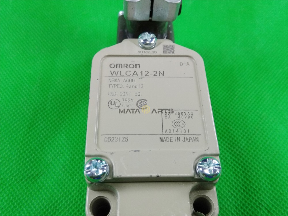 1PC NEW WLCA12-2N OMRON Limit Switch