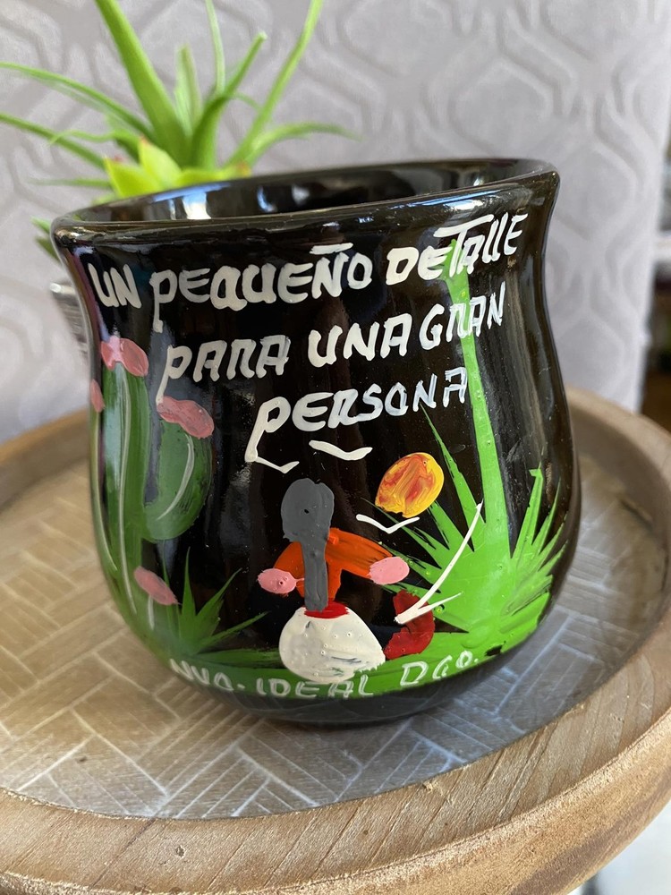 Hand-Painted Black Ceramic Mug with Spanish Inscription