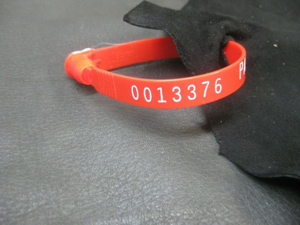 Top Grain Deer Leather # 0013376 Row W