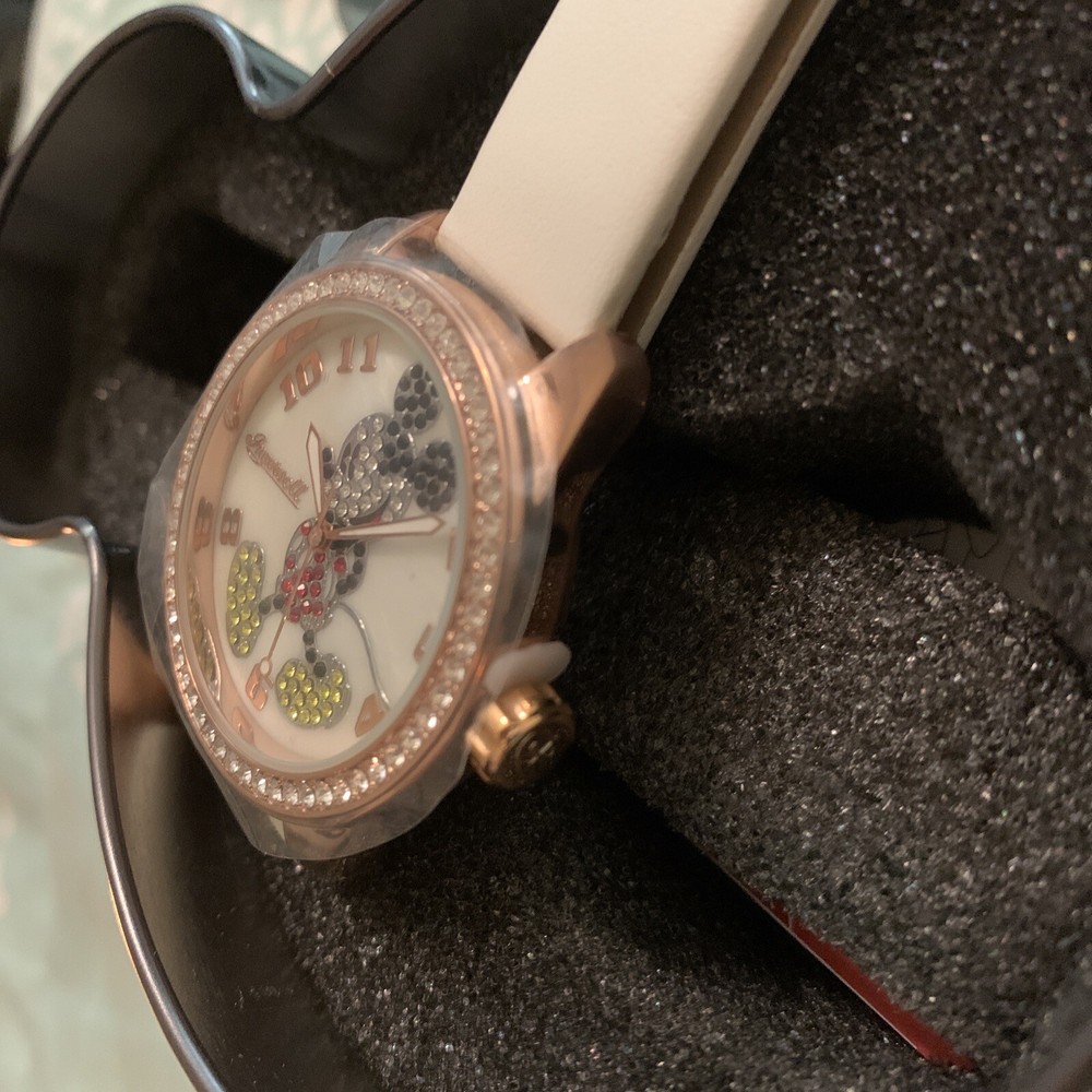 Ingersoll Classic QA Mickey-Whit strap
