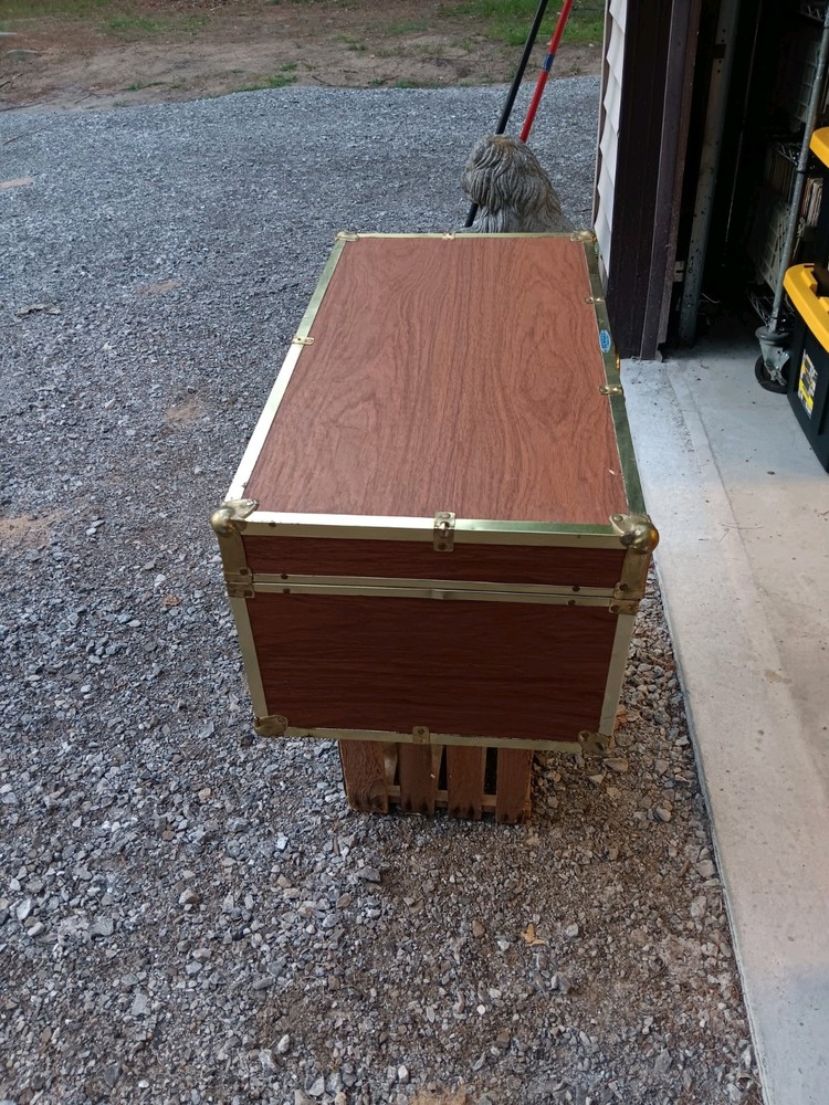 storage trunk footlocker