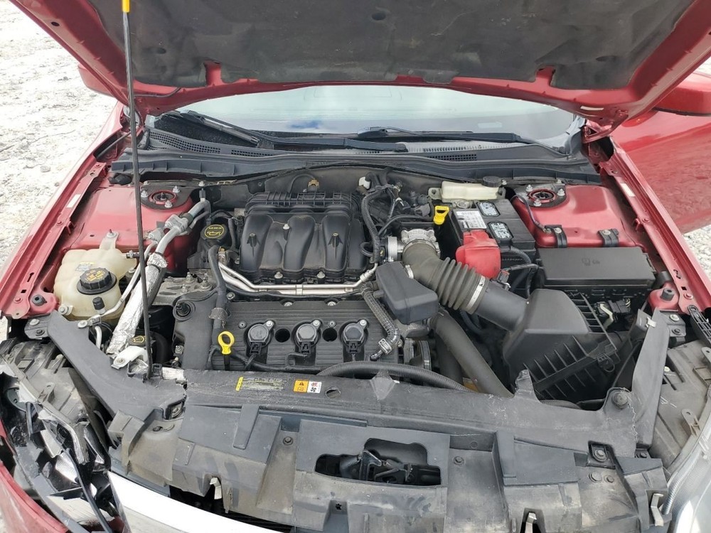 FUSION 2011 Glove Box 4891411