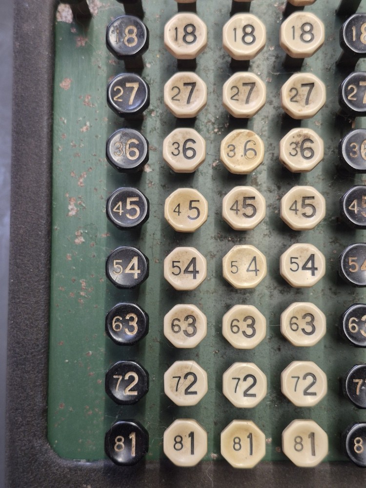 VTG Burroughs Cast Iron Adding Machine Works 30's SEE ALL PICTURES & DESCRIPTION