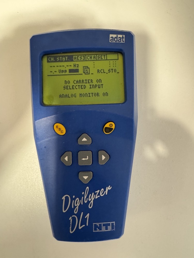 NTI AUDIO -  DIGILYZER DL1 AES Audio Analyzer